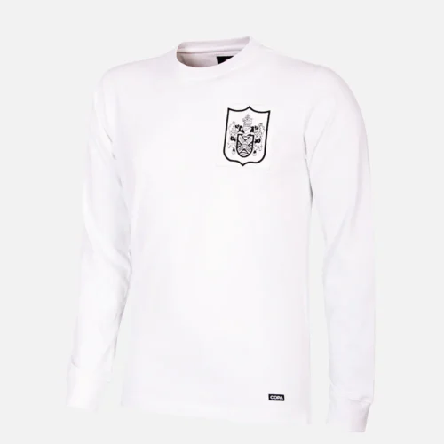 Fulham 1966 home kit