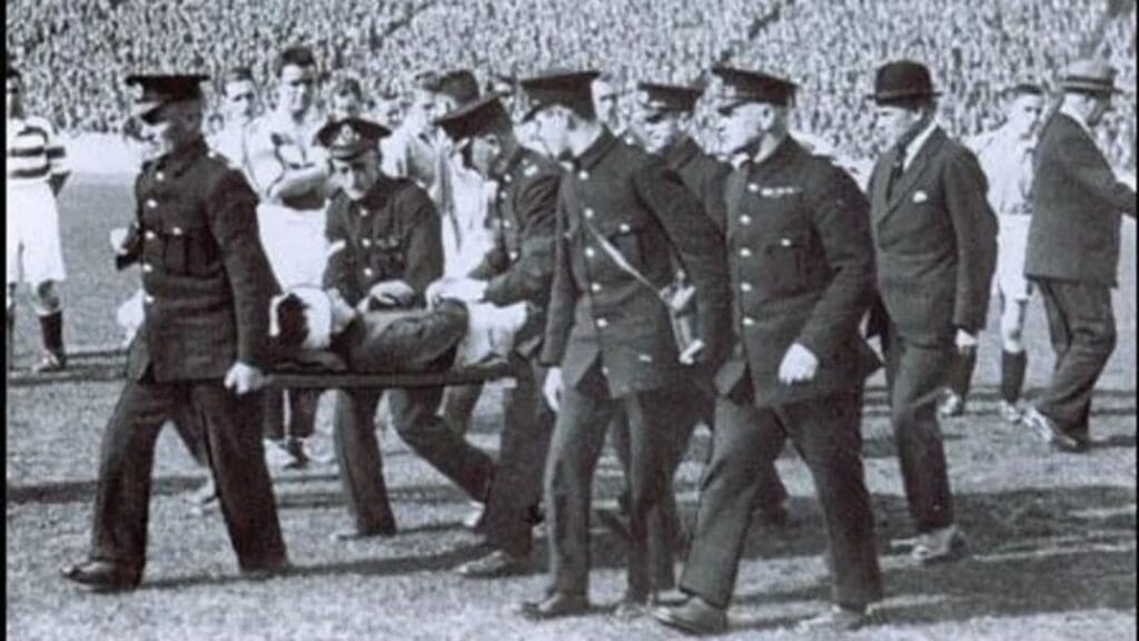 John Thomson sort sur une civère